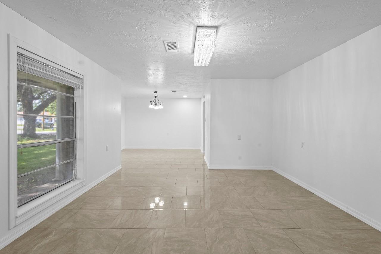 6281 25th Street #6281 - Photo 4 of 26