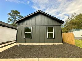 featured image of 11559 Persimmon Street #11559