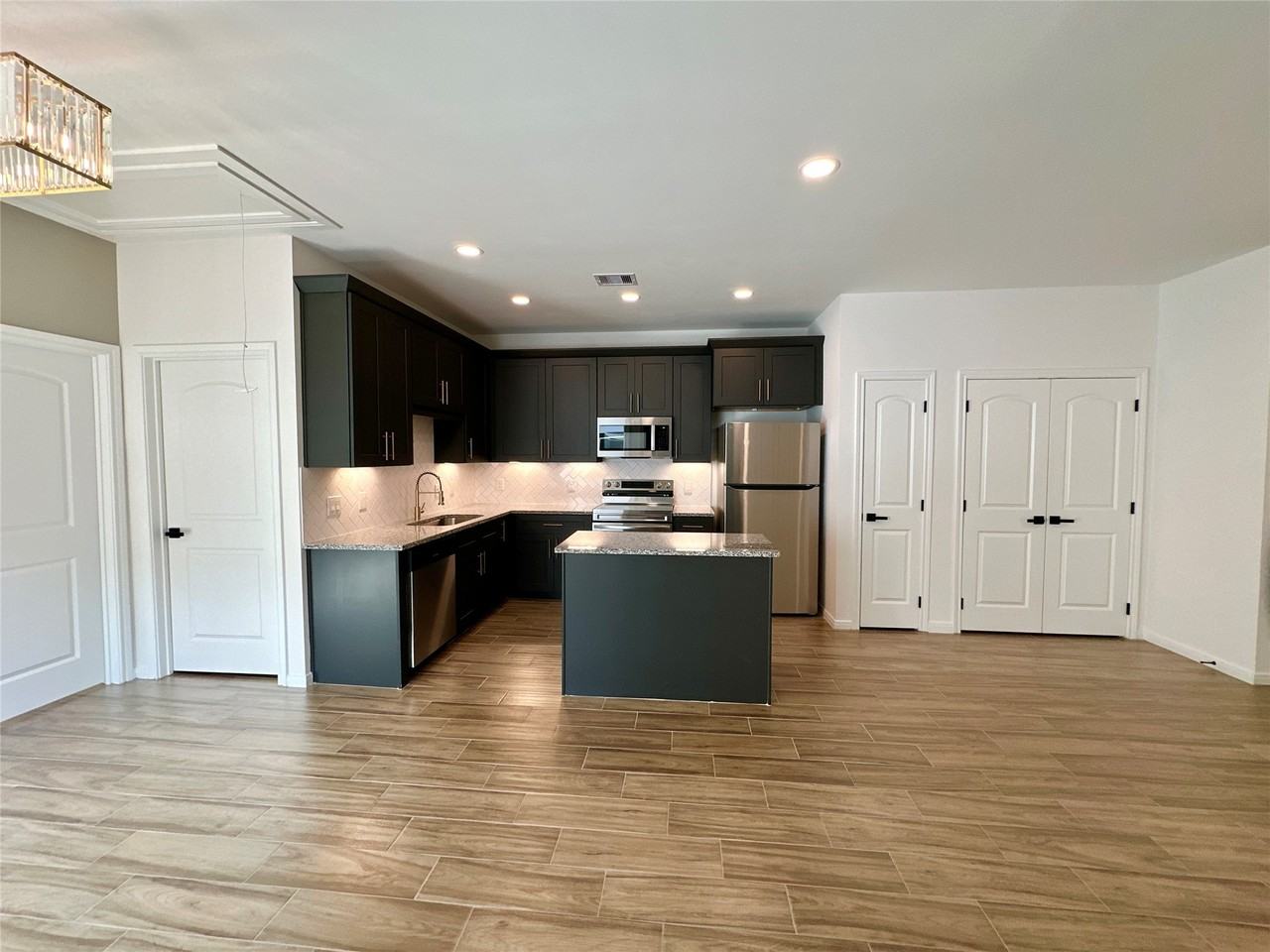 11559 Persimmon Street #11559 - Photo 7 of 19