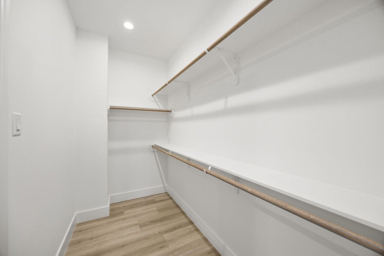 4611 Dewberry Street #4611 - Photo 5 of 24