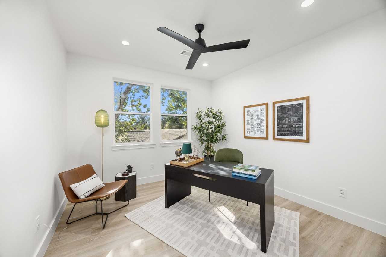 4611 Dewberry Street #4611 - Photo 6 of 24