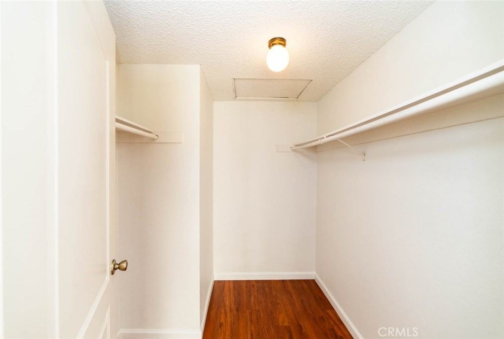 923 Lombard Court #923 - Photo 2 of 31