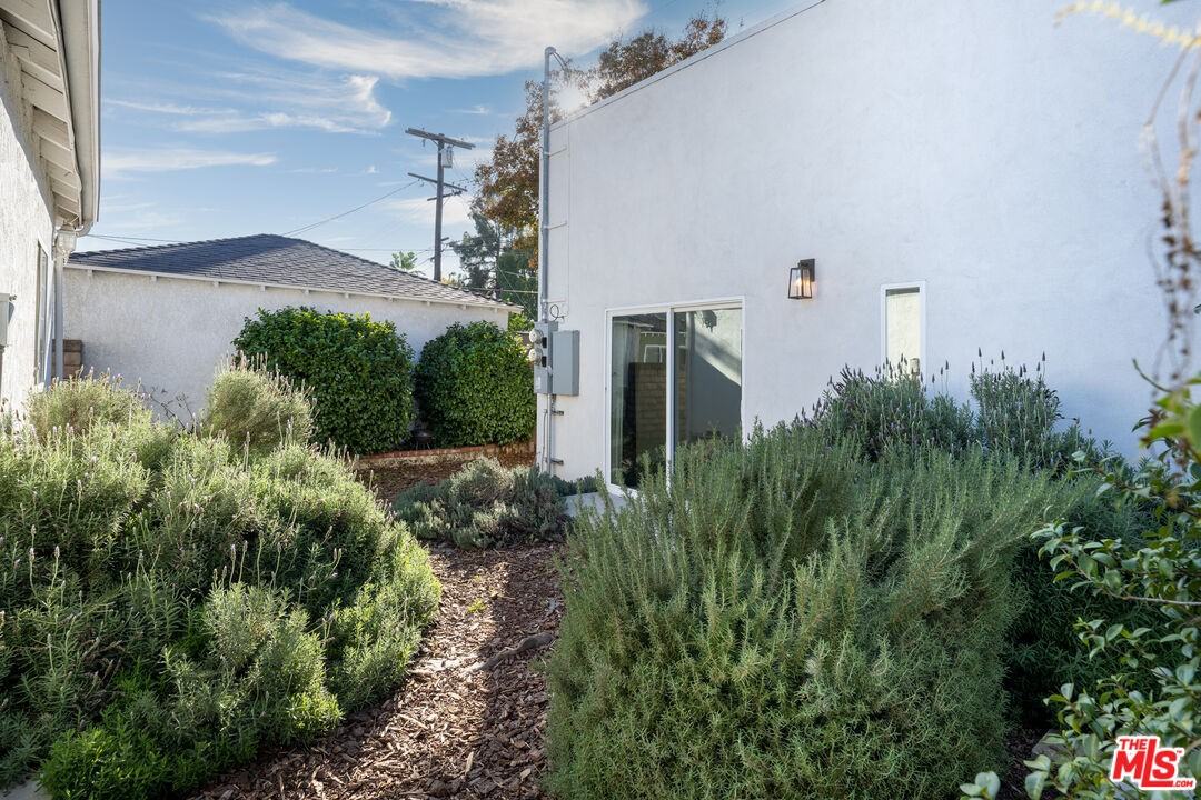 6461 Whitman Avenue #6461 - Photo 5 of 14