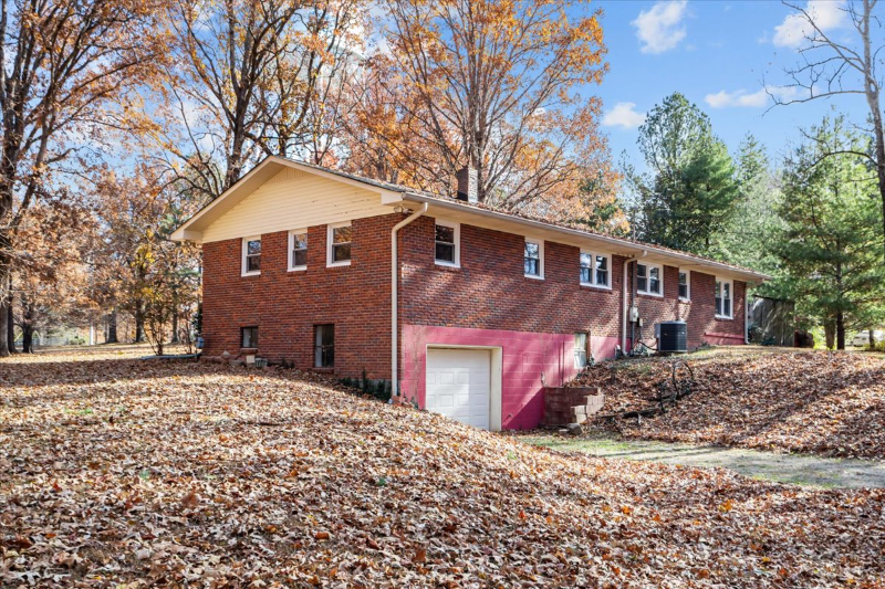 205 Gum Branch Road - Photo 4 of 28