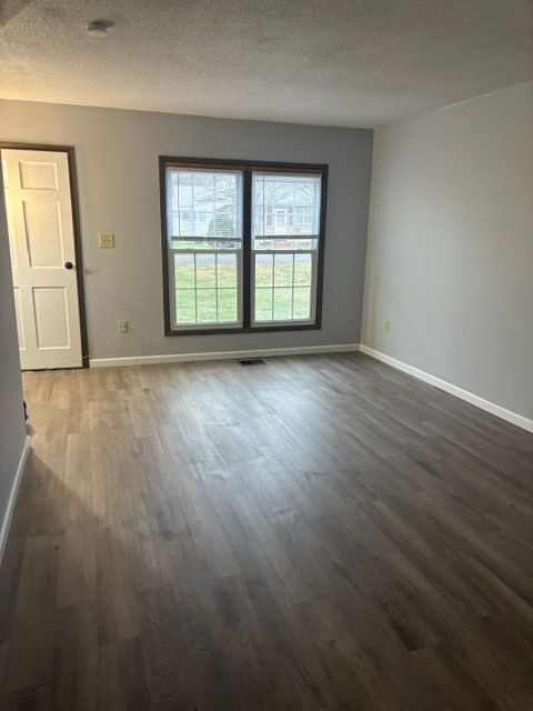 423 Emmet Street - Photo 5 of 14