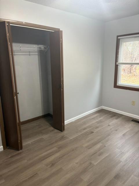 423 Emmet Street - Photo 6 of 14