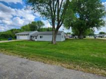 16905 10th Ave N - Photo 1 of 1