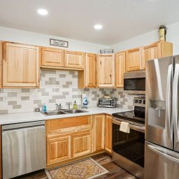 51 Dakota Ln - Photo 4 of 17