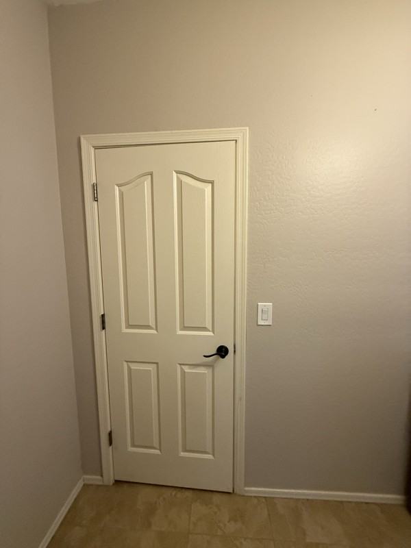 2428 North 101st Avenue - Photo 4 of 9