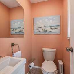 202 Lake Hills Rd - Photo 4 of 13