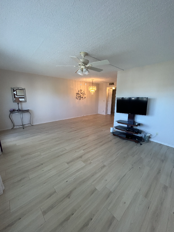 4087 Cornwall E #4087 - Photo 2 of 12