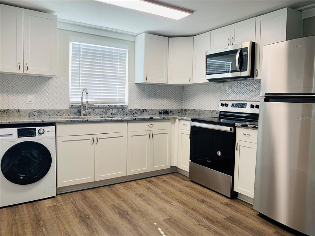 3805 W Leona St #3805-3 - Photo 4 of 11