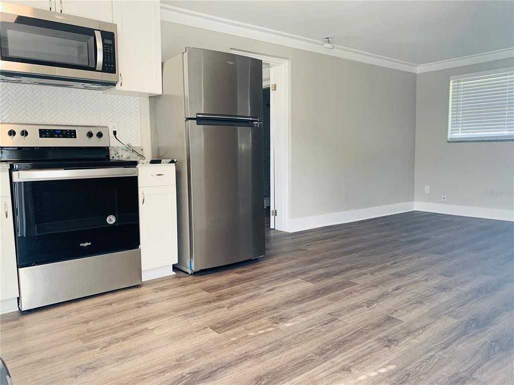 3805 W Leona St #3805-3 - Photo 6 of 11