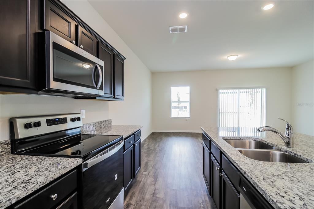 3022 Neverland Dr #3022 - Photo 5 of 16