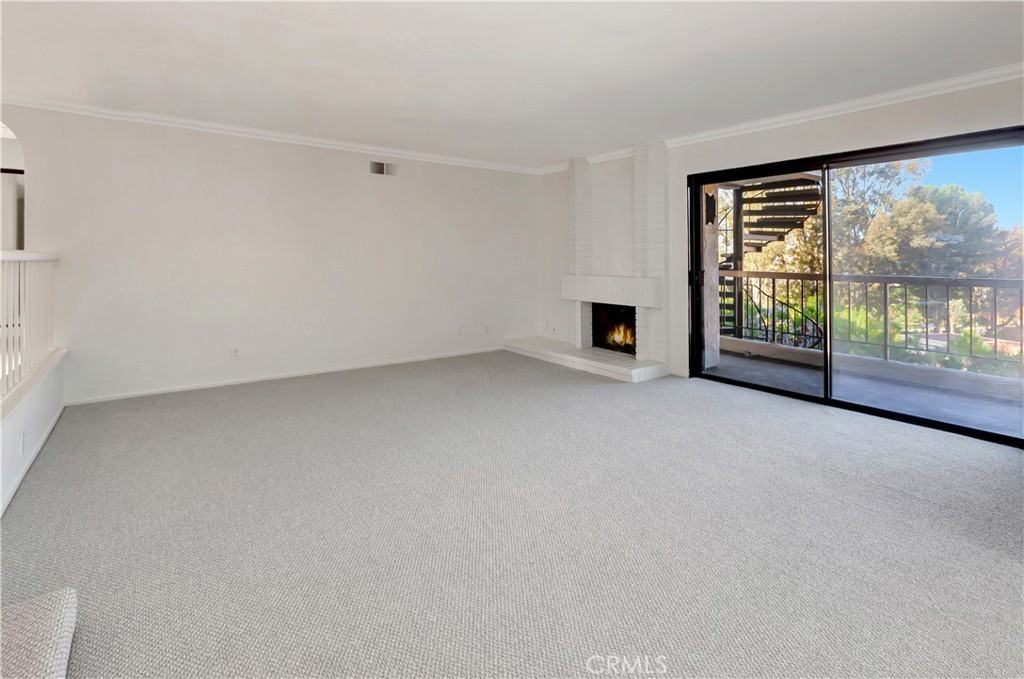 27873 Esporlas #27873 - Photo 4 of 22