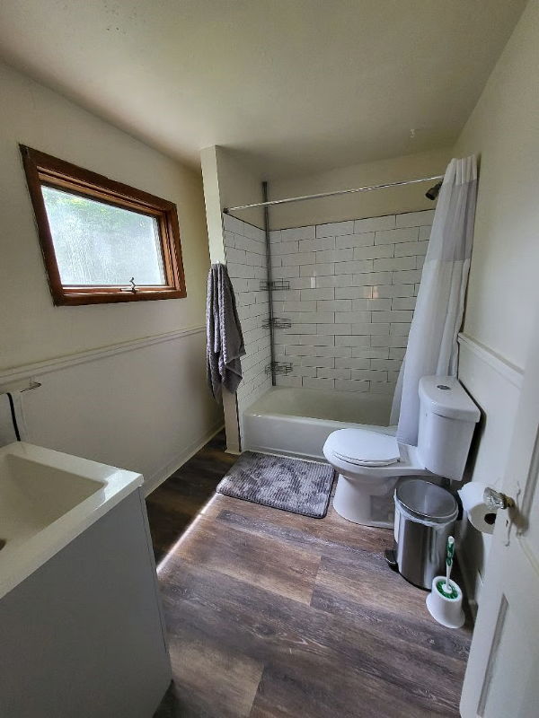 423 Schuyler St #3 - Photo 6 of 6