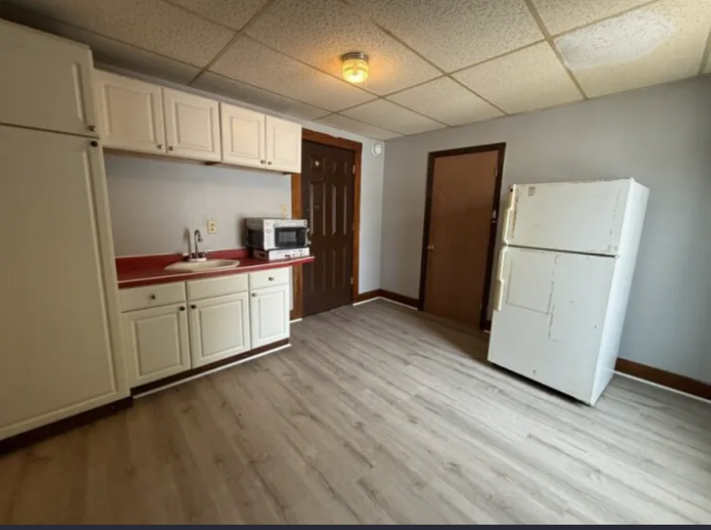 323 Cumberland Street - Photo 2 of 6