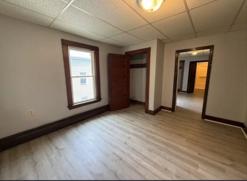 323 Cumberland Street - Photo 3 of 6