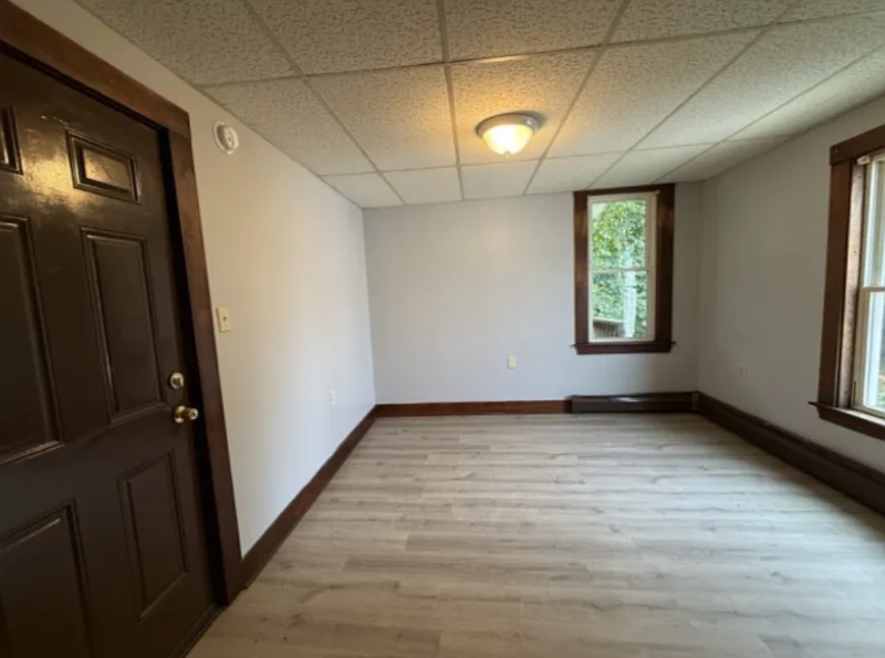 323 Cumberland Street - Photo 5 of 6