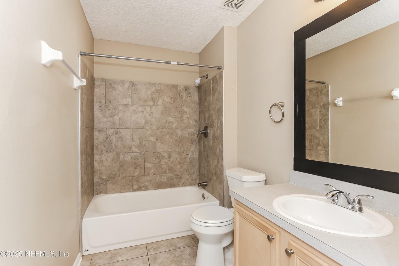 10002 Lancashire Dr #10002 - Photo 7 of 15