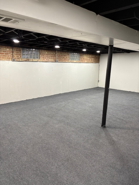 12723 Justine Street - Photo 2 of 11