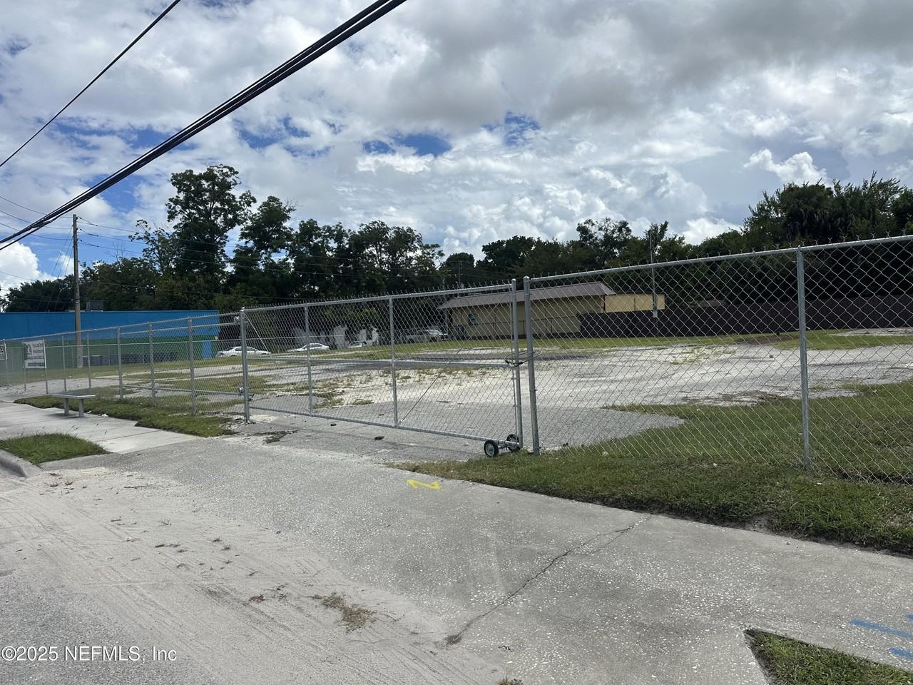 0 W 45th St #0 - Photo 2 of 6