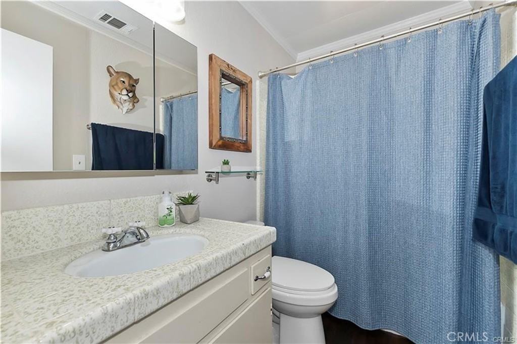 28393 Larchmont Ln #28393 - Photo 2 of 25