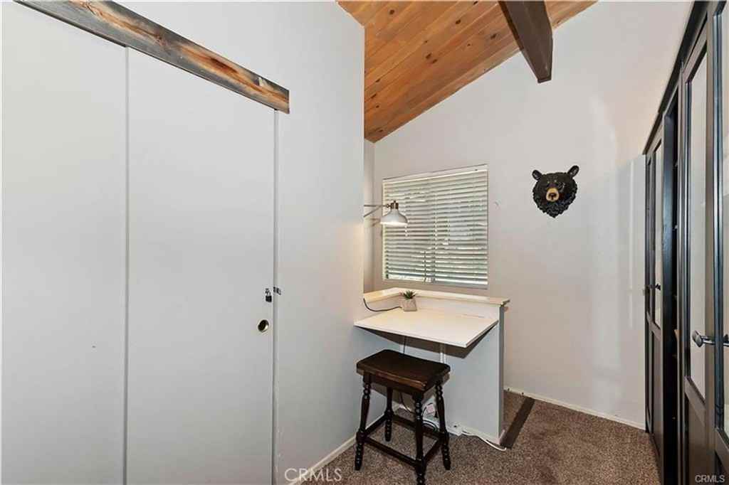 28393 Larchmont Ln #28393 - Photo 4 of 25