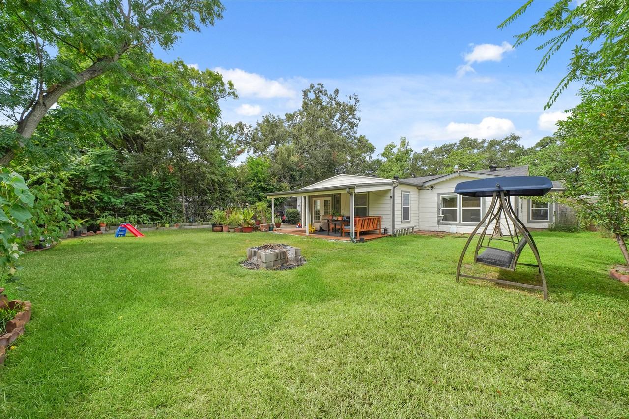 4019 Blue Bonnet Boulevard #4019 - Photo 6 of 21