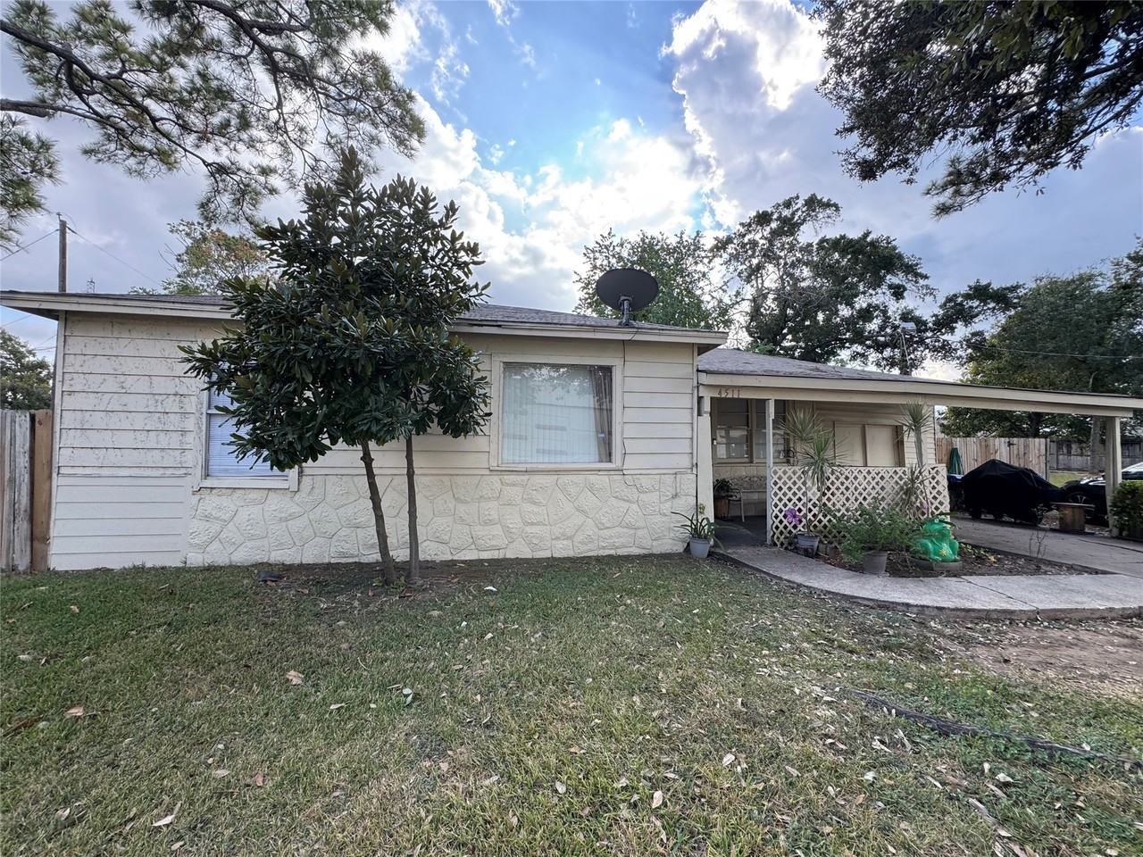 4511 Main Street #4511