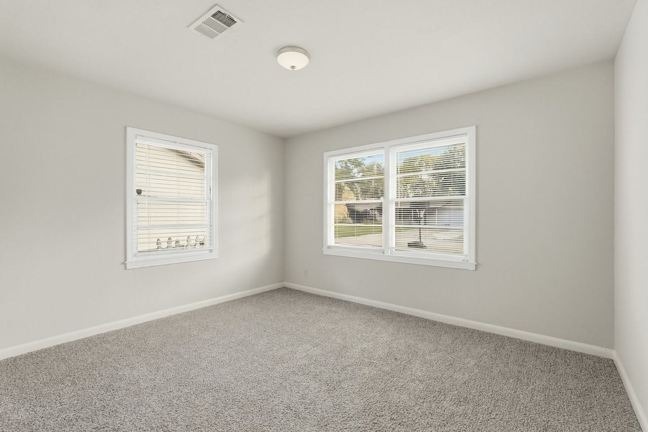 2918 Tarpey Avenue #2918 - Photo 5 of 26