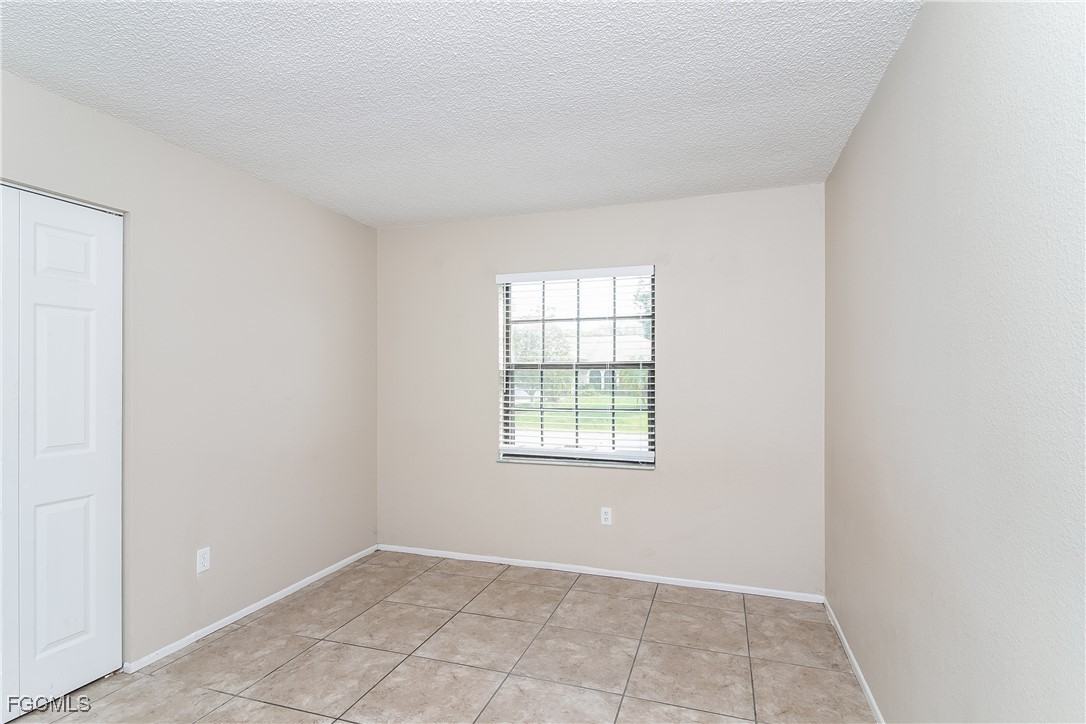 3421 32nd St Sw #3421 - Photo 7 of 16