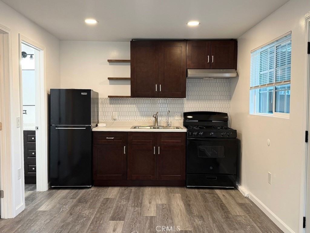 17145 Glenhope Drive #17145 - Photo 6 of 7