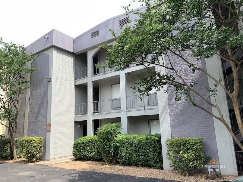 Barranca Square Apartments - Photo 5 of 21