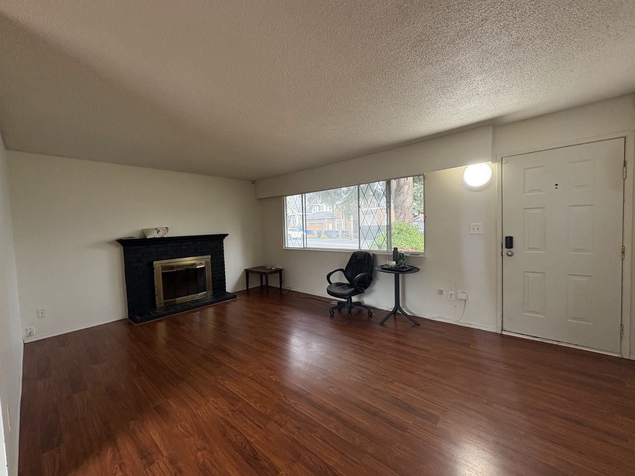 7863 119 Street - Photo 4 of 26