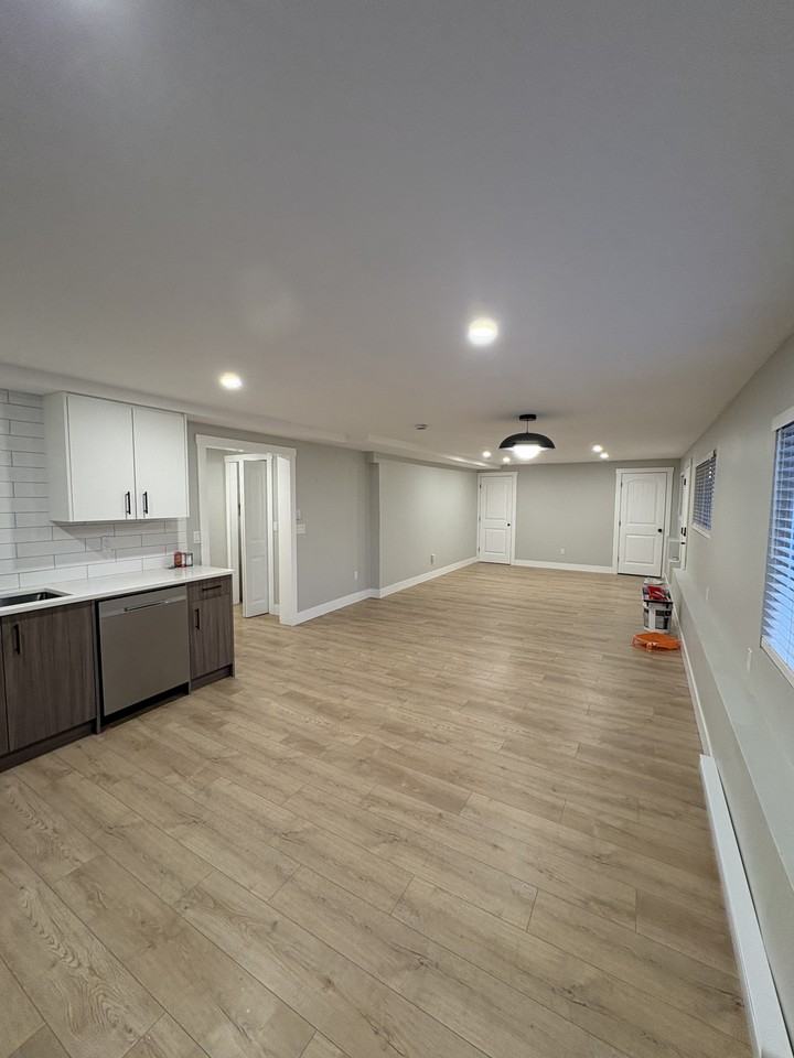 7784 Cedar Street - Photo 3 of 19