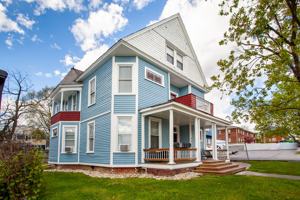 featured image of 813 Hall of Fame Drive #3