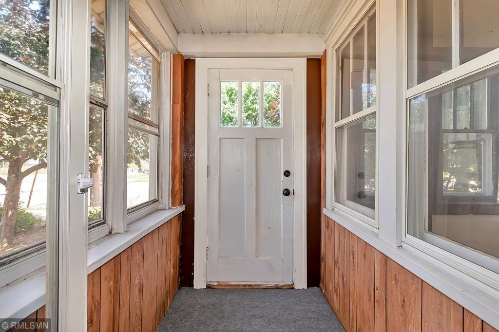 309 Wilson Avenue Southeast #NA - Photo 2 of 14