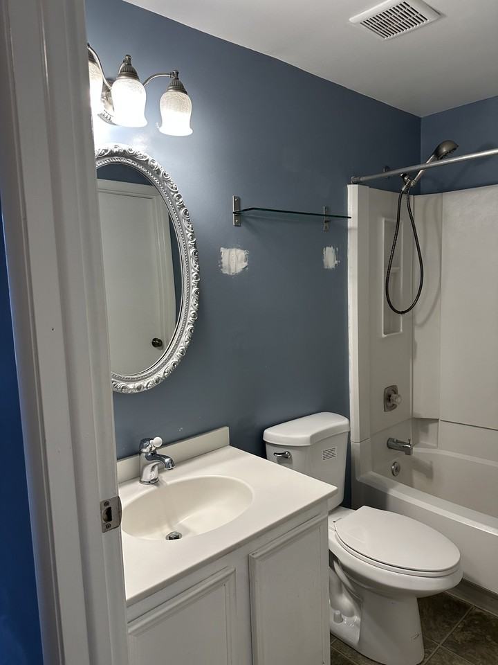 8018 Grandview Ct - Photo 4 of 18