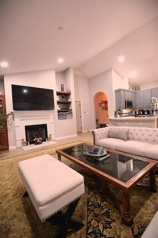 113 Bottlebrush Ct #NA - Photo 7 of 30