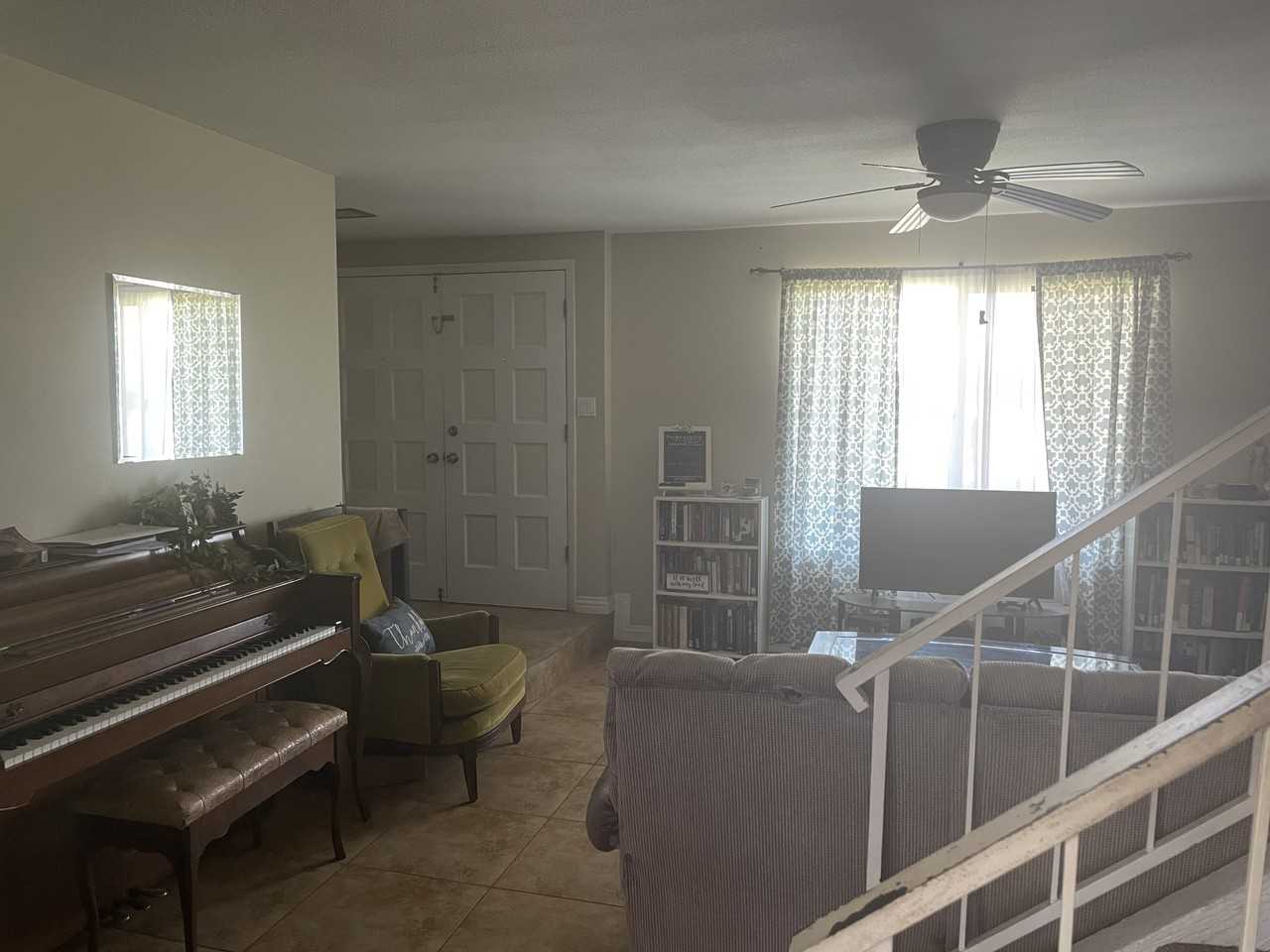 1521 E Southern Ave - Photo 3 of 5