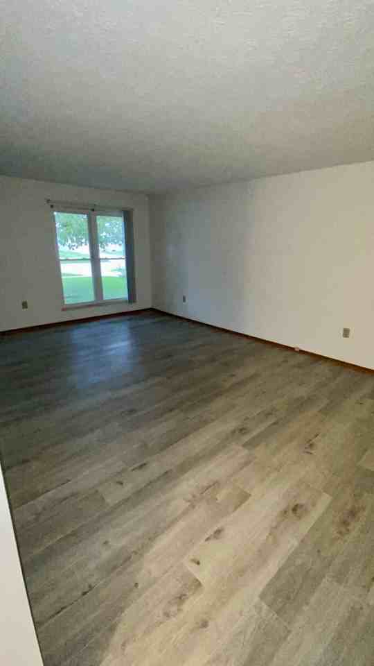 525 Rosehill Drive #525 - Photo 7 of 11