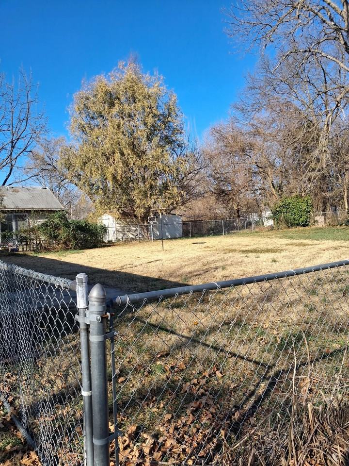 109 East Fairview Street #NA - Photo 2 of 14