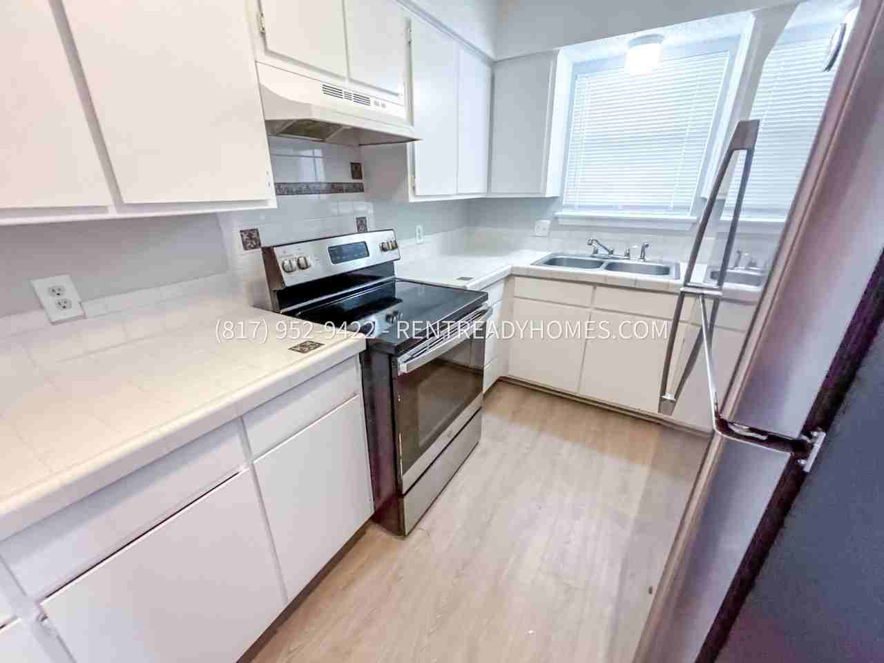 3409 Republic Drive - Photo 6 of 11