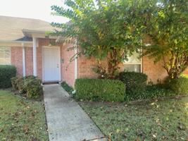 featured image of 6208 Summerhill Place #1