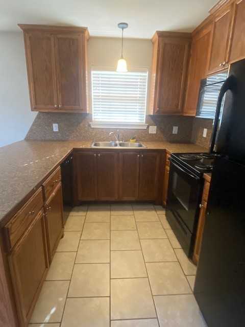 72 Clark St #94 - Photo 4 of 12