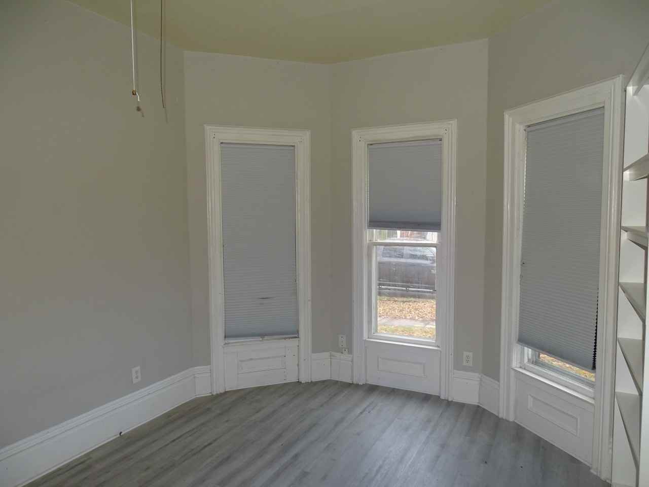 124 South Ottawa Street #2 - Photo 5 of 9