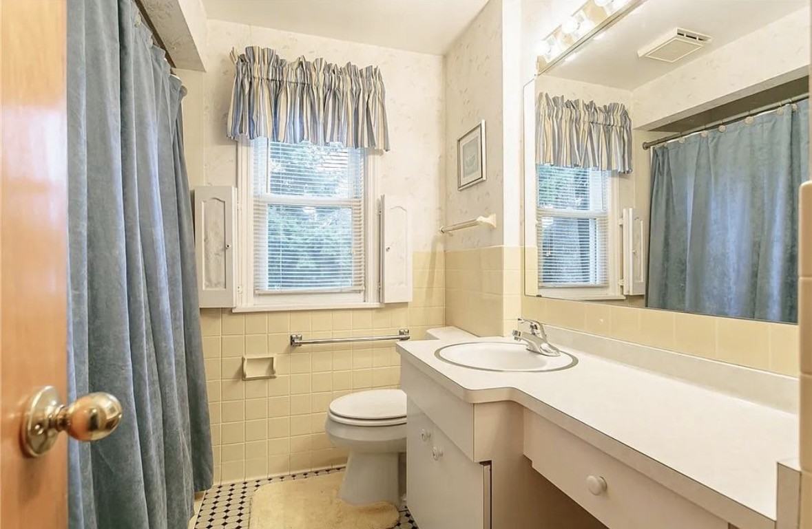 26 Garden Dr #NA - Photo 7 of 18