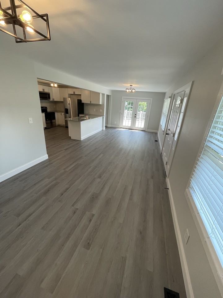 241 Madison Ave #NA - Photo 6 of 49