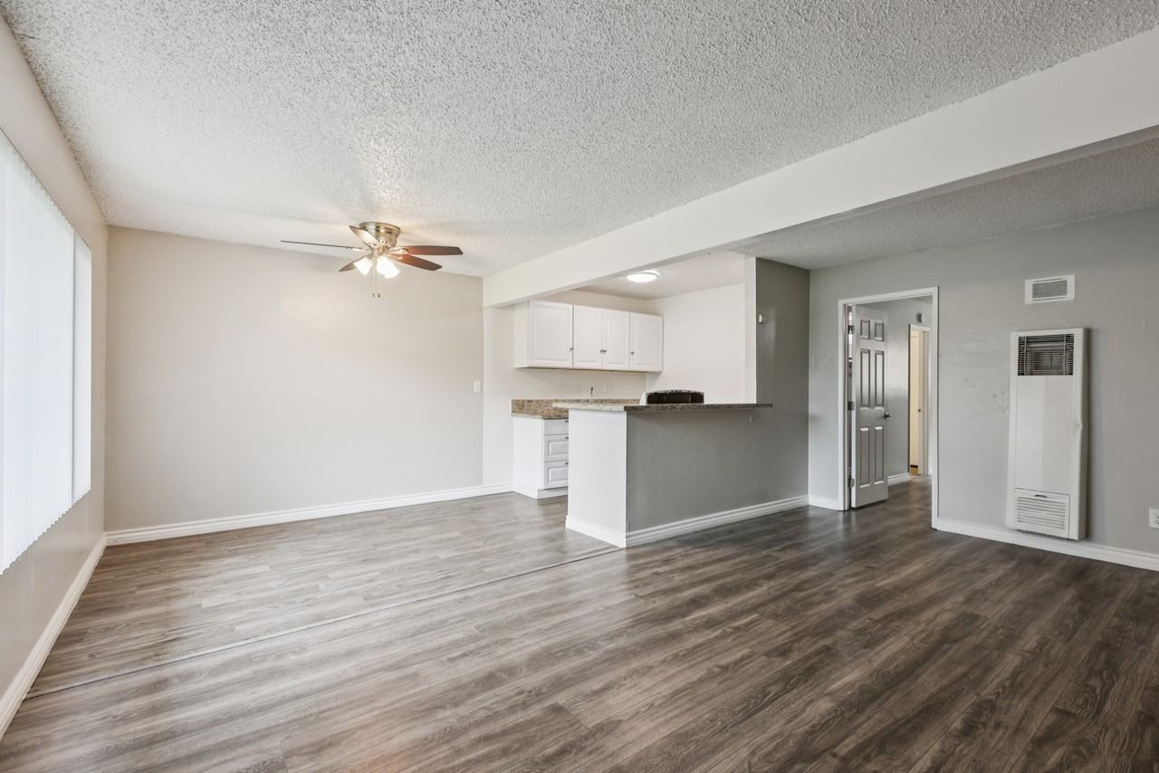 Glen Forest Apartments - Photo 3 of 6